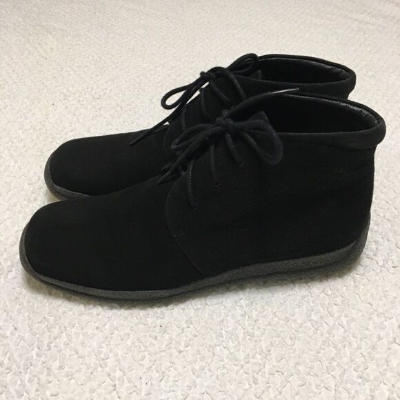 Ecco Twist Kids Suede Boots - Picture 2 of 9